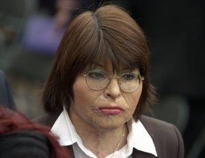 Carmen Gloria Quintana le responde al ministro de Justicia: "Parece abogado de genocidas"