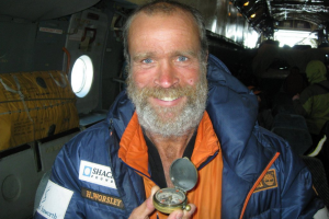 Muere explorador británico que intentó cruzar la Antártida a pie y sin ayuda