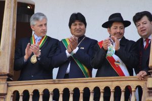 Hoy Bolivia: Por el uso público y democrático de la razón