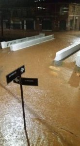 REDES | Twitteros furiosos por falta de cobertura en televisión a tragedia por inundaciones en Tomé