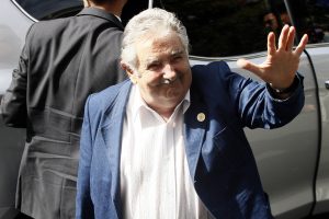 José Mujica: "El Frente Amplio tiene que ser hijo de la historia y angustias de Chile"