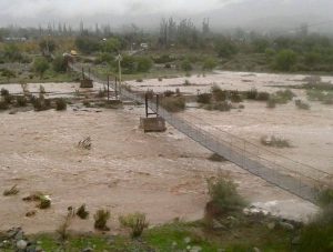 REDES| Lluvias devuelven el agua al río Petorca y todos apuntan a Pérez Yoma