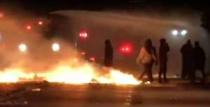 VIDEOS| Mañana de barricadas en Santiago: Universitarios radicalizan movilizaciones