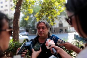 Navarro tras ser expulsado de marcha contra las AFP: Solicitó a Contraloría "congelar las Tablas de Mortalidad"