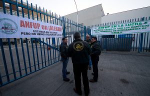 FOTOS| Gendarmería se va otra vez a paro por abultamiento de pensiones de altos directivos
