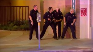 VIDEOS| La brutal masacre de policías en protesta contra el asesinato de afroamericanos en Dallas