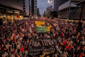 Brasil: 100 mil personas en Sao Paulo en protesta contra el nuevo gobierno de Temer
