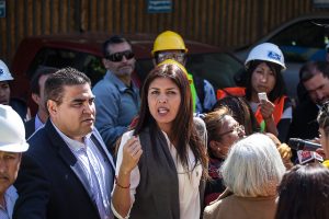 Alcaldesa de Antofagasta justifica ordenanza contra quienes duerman en la calle: "Han tergiversado la información"