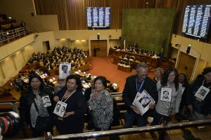 Con 63 votos a favor se aprueba indicación que excluye de beneficios carcelarios a los sentenciados por delitos de lesa humanidad