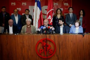 Insulza tensiona al PS y vislumbra candidatura presidencial: “Le ofrezco a Chile un liderazgo seguro”