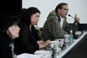Felipe Berríos desacredita relación entre inmigrantes y delincuencia: "Muestra la estupidez del chileno"