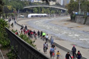 Atención, furiosos: Ribera del Río Mapocho estará habilitada como ciclovía por todo el verano