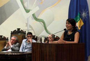 Camila Rojas, ex presidenta Fech, critica a Boric y Jackson por abstención en glosa de gratuidad