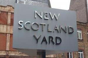 Informe acusa a más de 300 policías británicos de ejercer abuso sexual y de poder contra víctimas y sospechosos