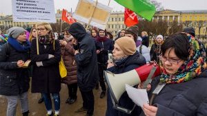 Rusia despenalizará la violencia doméstica para evitar que el Estado "injiera" en la familia