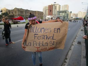 FOTOS| Las postales que dejó "el Festival de protestas" que acompañó el certamen viñamariñano