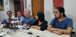 Partido Comunista asegura que "no es un secreto para nadie" diferencia de opiniones con la DC sobre Cuba