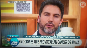 Denuncian ante el CNTV a matinal de Canal 13 por doctor que aseguró que las emociones provocan cáncer