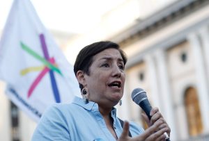 Beatriz Sánchez: "No sé si es posible condonar las deudas del CAE por lo que significa el costo para el Estado"