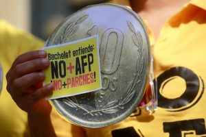No + AFP cumple un año de movilizaciones con protesta nacional y cacerolazos en todo el país