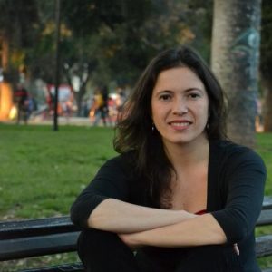Javiera Olivares, autora de "Guerrilla": "Uno se pregunta si hoy habría jóvenes dispuestos a dar la  vida por lo que creen"