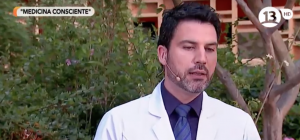 Doctor Soto no cede un ápice y responde en Canal 13 a las críticas: "La medicina convencional nada sabe del alma"