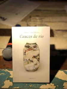 "Cauces de Río", el libro de poesía del jefe técnico de Gepe y Ases Falsos 