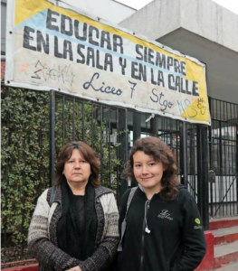 Apoderada demandada por destrozos se compara con Camila Vallejo para acusar lo injusto de que el alcalde la demande