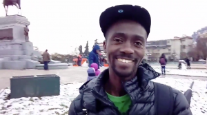 VIDEO| La sorpresiva reacción de un ciudadano haitiano en su primer encuentro con la nieve