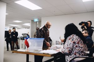 Hito histórico: En Nueva Zelanda votó el primer chileno en el extranjero