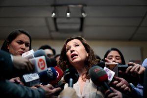 Caso Sename: Marcela Labraña baja su candidatura parlamentaria tras ser citada a declarar como imputada