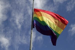 Más allá del matrimonio igualitario: Las urgencias del mundo LGTBI que la sociedad chilena aún no ha resuelto