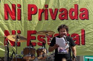 Daniel Alcaíno: A los mapuche "se les criminaliza, se les acusa a priori, se les tortura, no tienen juicios justos"