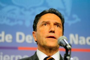 José Antonio Gómez, ex ministro de Defensa: “Llevar las Fuerzas Armadas a la política interna es un grave error”