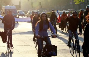 Céntrica calle de Santiago permanecerá cerrada por el Día Mundial sin Auto