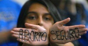 Marchar para despenalizar socialmente el aborto en Chile