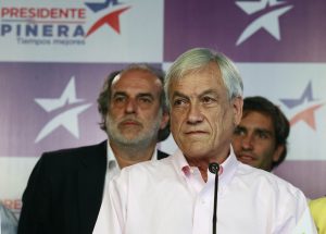 Bachelet a Piñera por acusaciones de fraude electoral: "Seamos responsables y no desacreditemos nuestras instituciones"