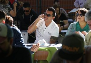 El bendito de las urnas: Esteban Paredes es el vocal de mesa más popular en la segunda vuelta