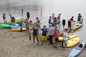 FOTOS| La escuela de kayak que dejará de funcionar con la prohibición de baño en el Lago Llanquihue
