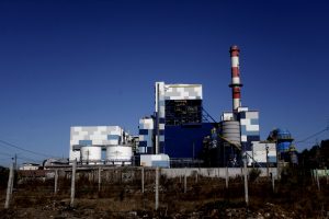 No más termoeléctricas entre 2030 y 2050: Gobierno frenará avance tras acuerdo con grandes empresas