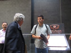 Estudiantes de la Usach presentan denuncia contra Fiscal Pablo Gómez y lo acusan de "negligencia" en caso SQM