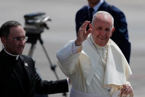 Papa Francisco recibió en 2015 testimonios sobre el encubrimiento de Juan Barros a Karadima