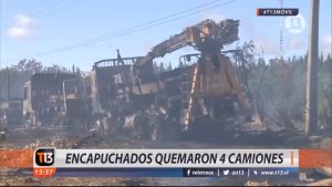 Trabajadores forestales dicen que encapuchados que quemaron camiones en Pidima portaban armamento policial