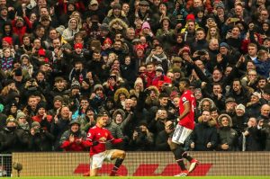 VIDEO| Mira el accidentado primer gol de Alexis Sánchez por el Manchester United
