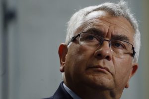 Enrique Paris critica designación de nuevo subsecretario de Redes Asistenciales sancionado por el Colegio Médico