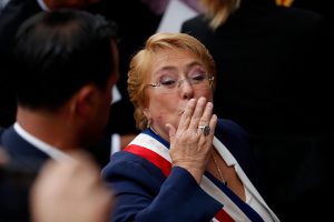 Michelle Bachelet descarta postularse nuevamente en 2022: "Yo no vuelvo, a esto no vuelvo"
