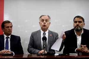 El primero de la administración Piñera: Aprueban interpelación a Ministro de Salud por protocolo objeción de conciencia