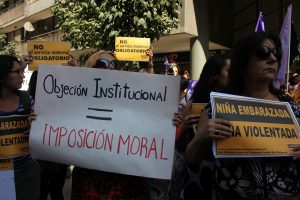 Estalla la rabia: Crónica de las protestas contra el nuevo protocolo de objeción de conciencia