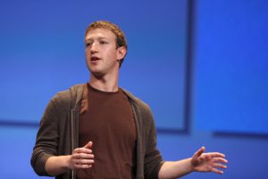 Facebook va a prohibir publicaciones que nieguen o distorsionen el Holocausto