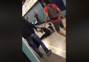 Golpiza en el Metro se habría originado por comentarios xenófobos en contra de una niña dominicana